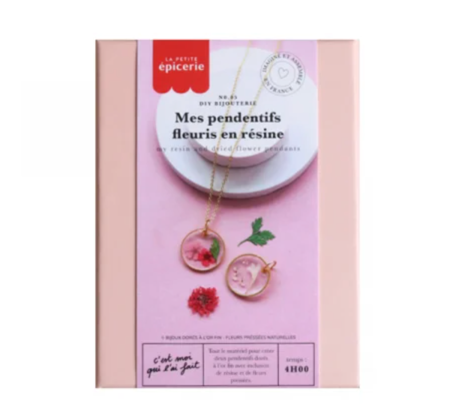 DIY - Mes pendentifs fleuris en résine - La petites épicerie