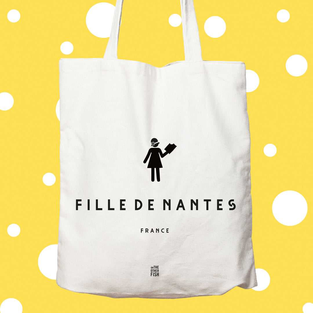 Nantes, fille, gâteau,ouest, France, 44