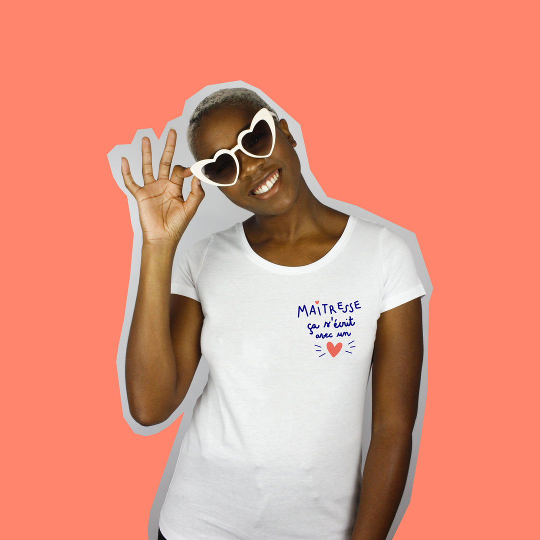 T-Shirt "Maitresse, ça s'écrit avec un cœur" en collaboration avec Touché Collé - à personnaliser