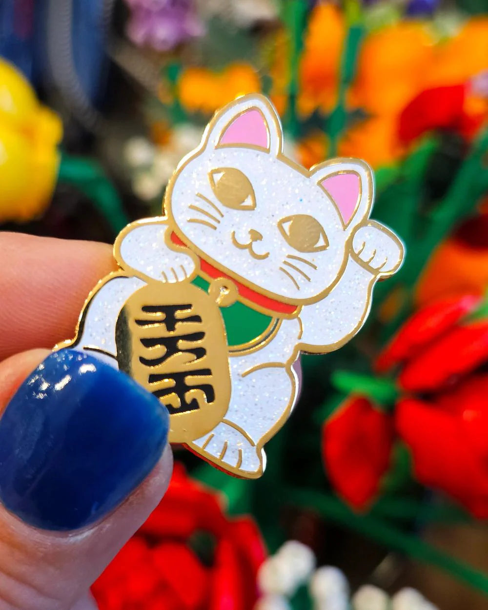 Pin's Maneki Neko, chat porte-bonheur - Studio Inktvis