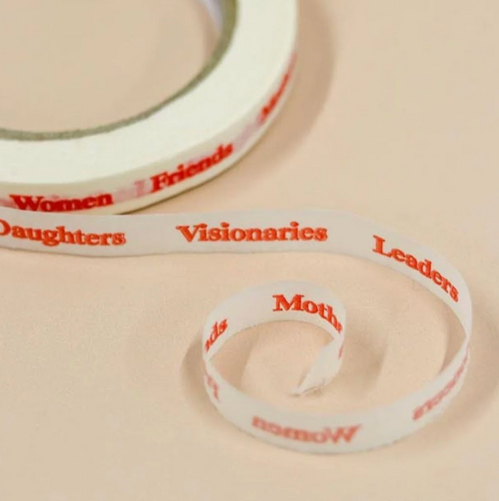 Skinny tape - Feminist slogan - scotch feministe