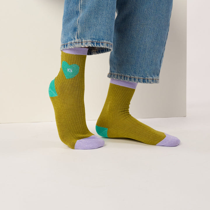 Chaussettes cœur portées