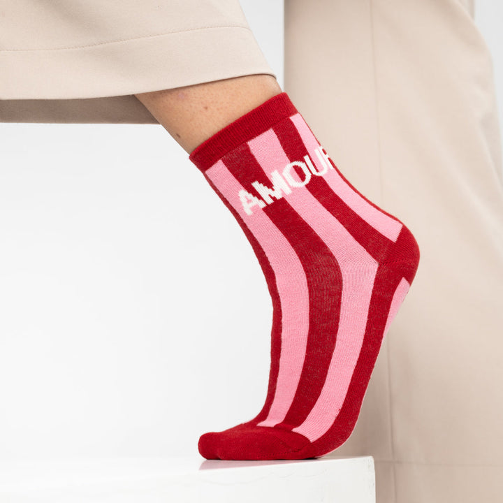 Chaussettes à message Amour portées