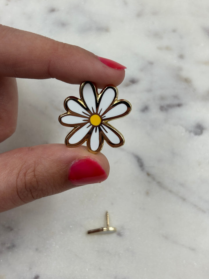 Pin's - Marguerite - Maman - Spécial Fête des mères