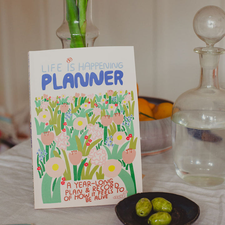 Life Is Happening Planner - People I&