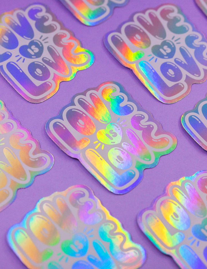 Sticker holographique Love is love - Joanna Behar