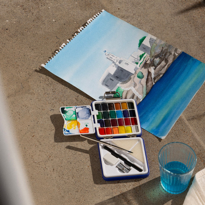 Kit aquarelle de voyage Navy - en situation